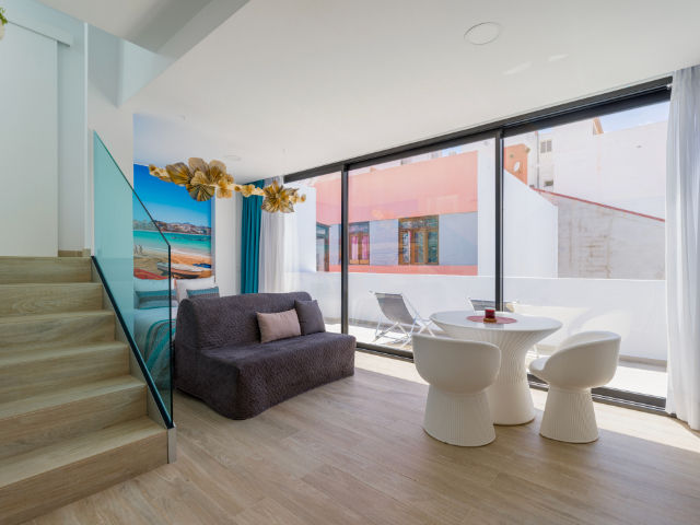 Petit Accommodation Penthouse Las Canteras