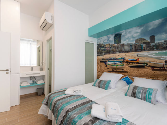 Petit Accommodation Las Canteras (Premier)